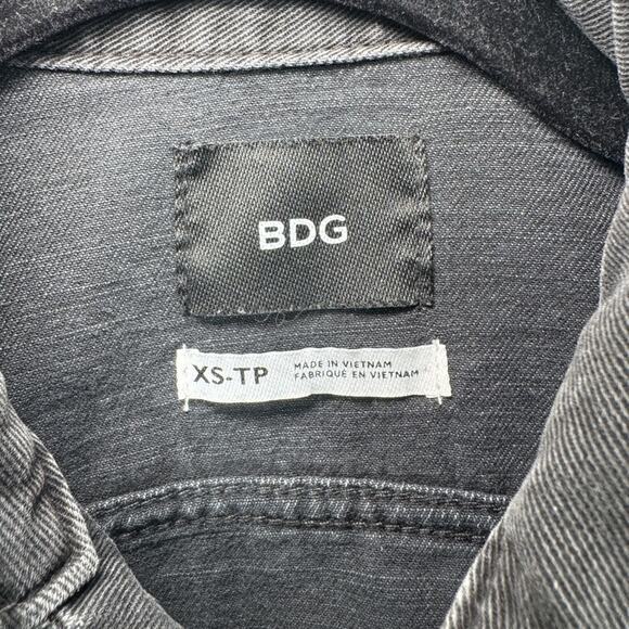 BDG UO Black 100% Cotton Jean Denim Jacket Black Button Detail Size XS - Picture 3 of 5